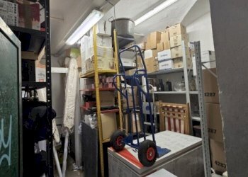 7.jpg - Magazzino all'asta Vico delle Carabaghe 36A/R, Genova - foto 6