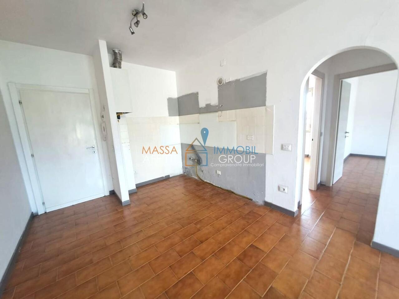 3.jpg - Three-room apartment Via Pola 7, Massa - photo 1