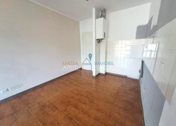 4.jpg - Three-room apartment Via Pola 7, Massa - photo 3