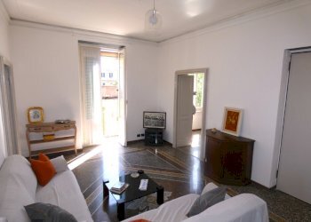 soggiorno.jpg - Appartamento Via San Nazaro 7, Genova (zona Foce) - foto 6