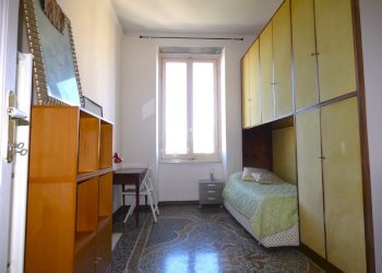 camera.jpg - Appartamento Via San Nazaro 7, Genova (zona Foce) - foto 13