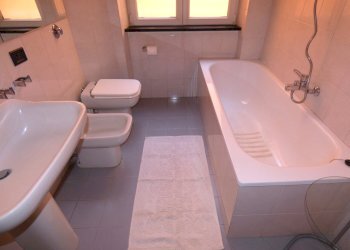 bagno - Appartamento Via San Nazaro 7, Genova (zona Foce) - foto 25