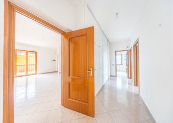 9.jpg - Four-room apartment via leoncavallo, Mentana - photo 9