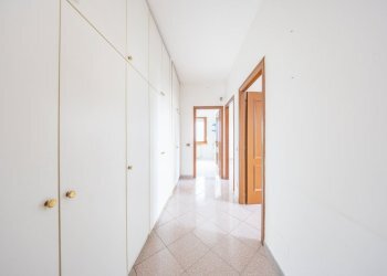 10.jpg - Four-room apartment via leoncavallo, Mentana - photo 10