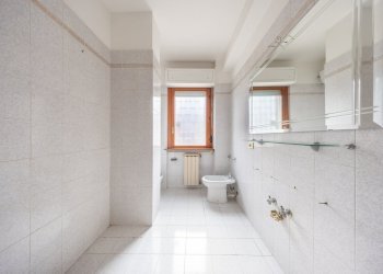 14.jpg - Four-room apartment via leoncavallo, Mentana - photo 14