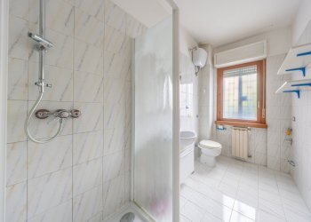 27.jpg - Four-room apartment via leoncavallo, Mentana - photo 27