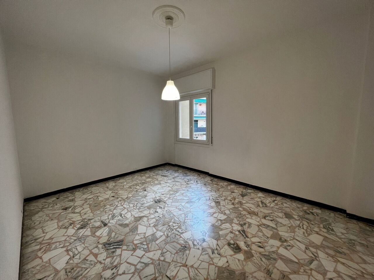 p8.jpg - Appartamento Via Francesco Pastonchii, Genova (zona Marassi) - foto 3