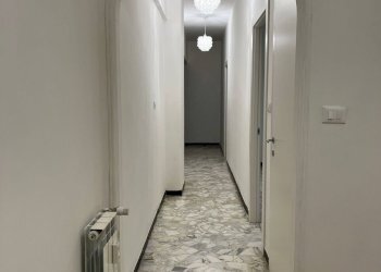 p7.jpg - Apartment Via Francesco Pastonchii, Genova (neighborhood Marassi) - photo 9