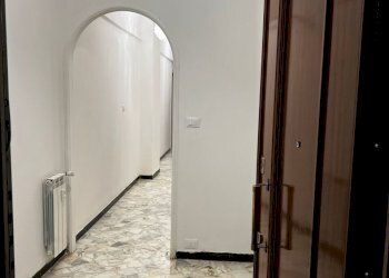 p10.jpg - Apartment Via Francesco Pastonchii, Genova (neighborhood Marassi) - photo 11