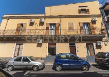 Via Fallica 107 (2).jpg - Appartamento Via Fallica 107, Paternò - foto 2
