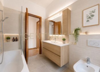 rendere bagno tra le prime.jpg - Two-room apartment Via Santa Barbara 139, Nettuno - photo 9