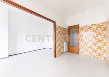 cucina con sala pranzo.jpg - Two-room apartment Via Santa Barbara 139, Nettuno - photo 11