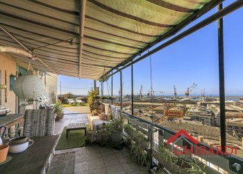 8.0 TERRAZZO.jpg - Attico Via Antonio Manno 12, Genova (zona Sestri Ponente) - foto 22