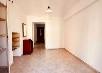 6585ada3-522b-4a3f-9dc0-89e047ba0df5 - Apartment Via Goffredo Mameli 15, Torino (neighborhood Valdocco) - photo 9