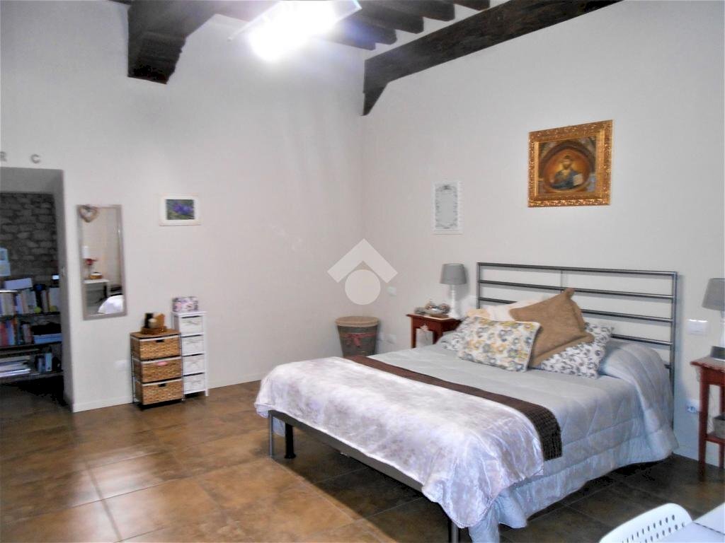 Two-room apartment Borgo degli Studi, Parma (neighborhood Centro Storico) - photo 1