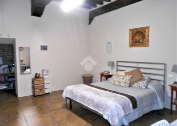 Two-room apartment Borgo degli Studi, Parma (neighborhood Centro Storico) - photo 1