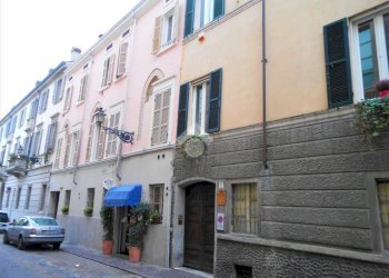 Two-room apartment Borgo degli Studi, Parma (neighborhood Centro Storico) - photo 2