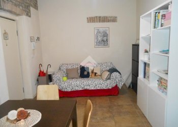 Two-room apartment Borgo degli Studi, Parma (neighborhood Centro Storico) - photo 9