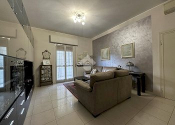Three-room apartment Via Mirabello, Carugate - photo 1