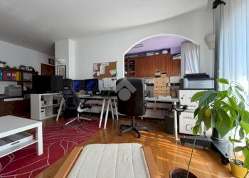 Three-room apartment Viale Europa, Bussero - photo 5
