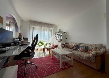 Three-room apartment Viale Europa, Bussero - photo 7