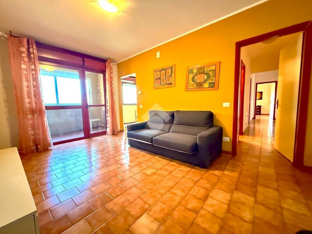 Three-room apartment Via dei Pioppi, Legnano - photo 2