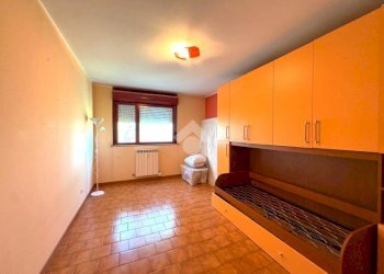 Three-room apartment Via dei Pioppi, Legnano - photo 12