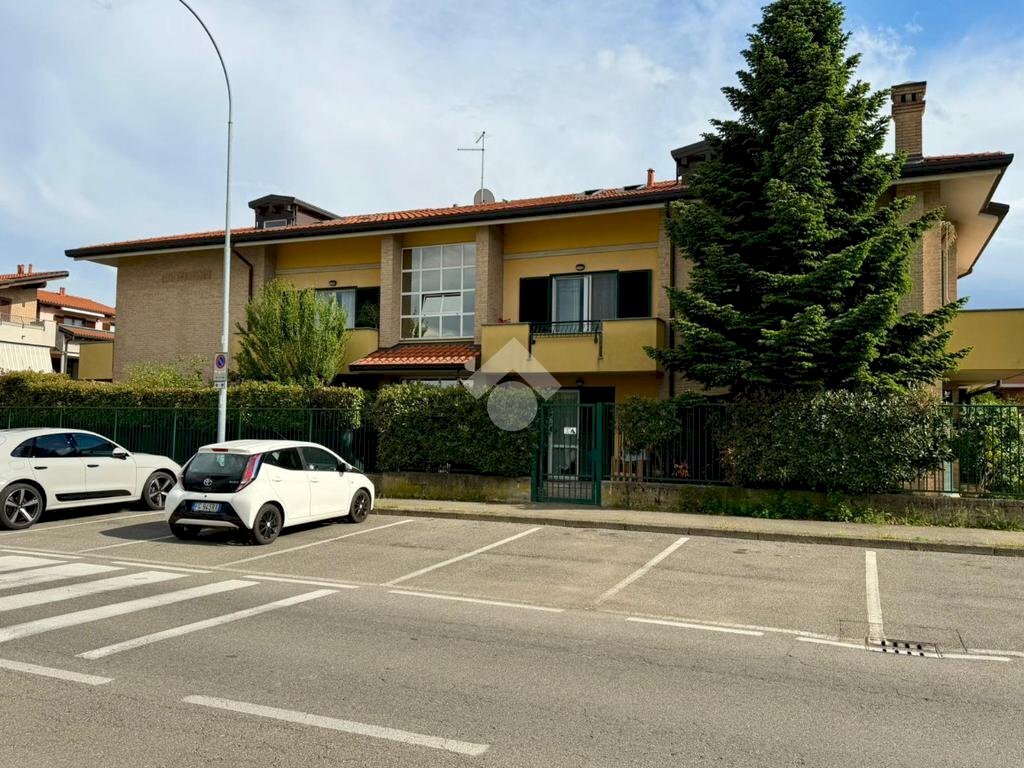 Bilocale Via friuli, Lainate - foto 1