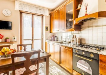 Four-room apartment Via Sandro Pertini, Mesero - photo 6