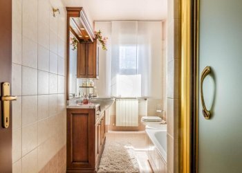 Four-room apartment Via Sandro Pertini, Mesero - photo 12