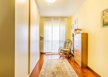 Four-room apartment Via Sandro Pertini, Mesero - photo 17