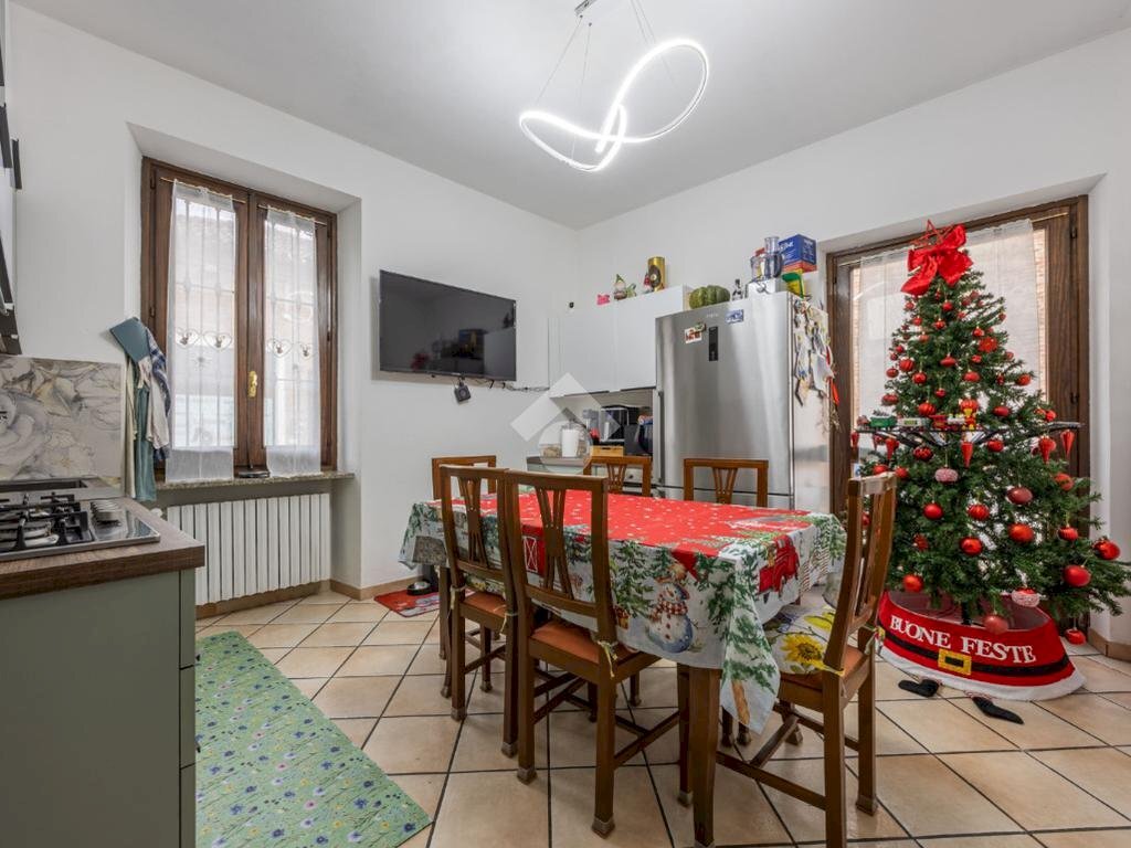 Three-room apartment Via Cairoli, Chivasso - photo 3