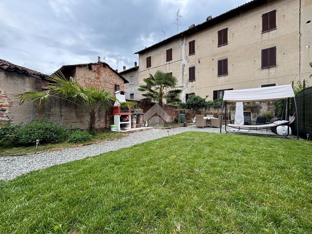 Three-room apartment Via Cairoli, Chivasso - photo 1