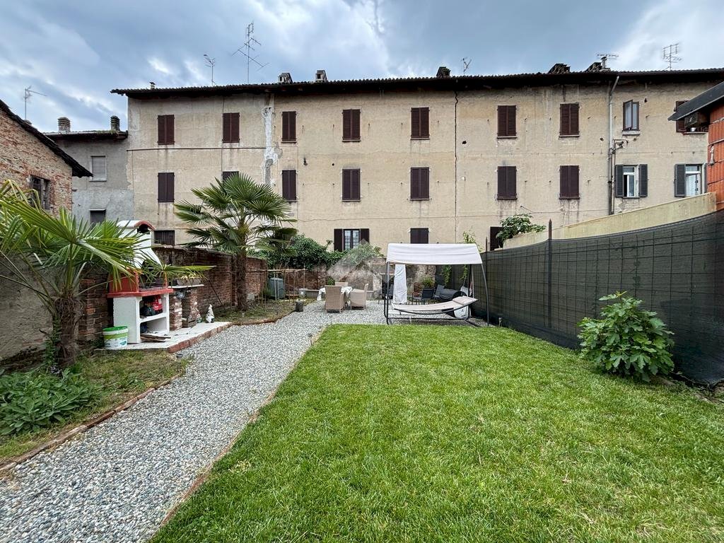 Three-room apartment Via Cairoli, Chivasso - photo 1