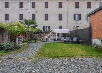 Three-room apartment Via Cairoli, Chivasso - photo 2