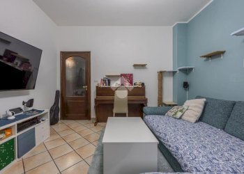 Three-room apartment Via Cairoli, Chivasso - photo 8