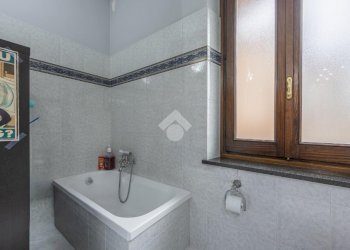 Three-room apartment Via Cairoli, Chivasso - photo 11