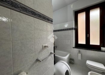 Three-room apartment Via Cairoli, Chivasso - photo 18