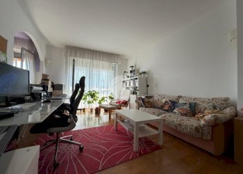 Three-room apartment Viale Europa, Bussero - photo 4