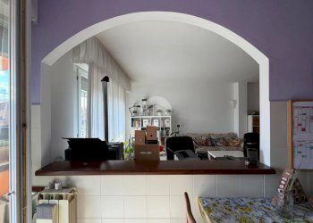 Three-room apartment Viale Europa, Bussero - photo 11