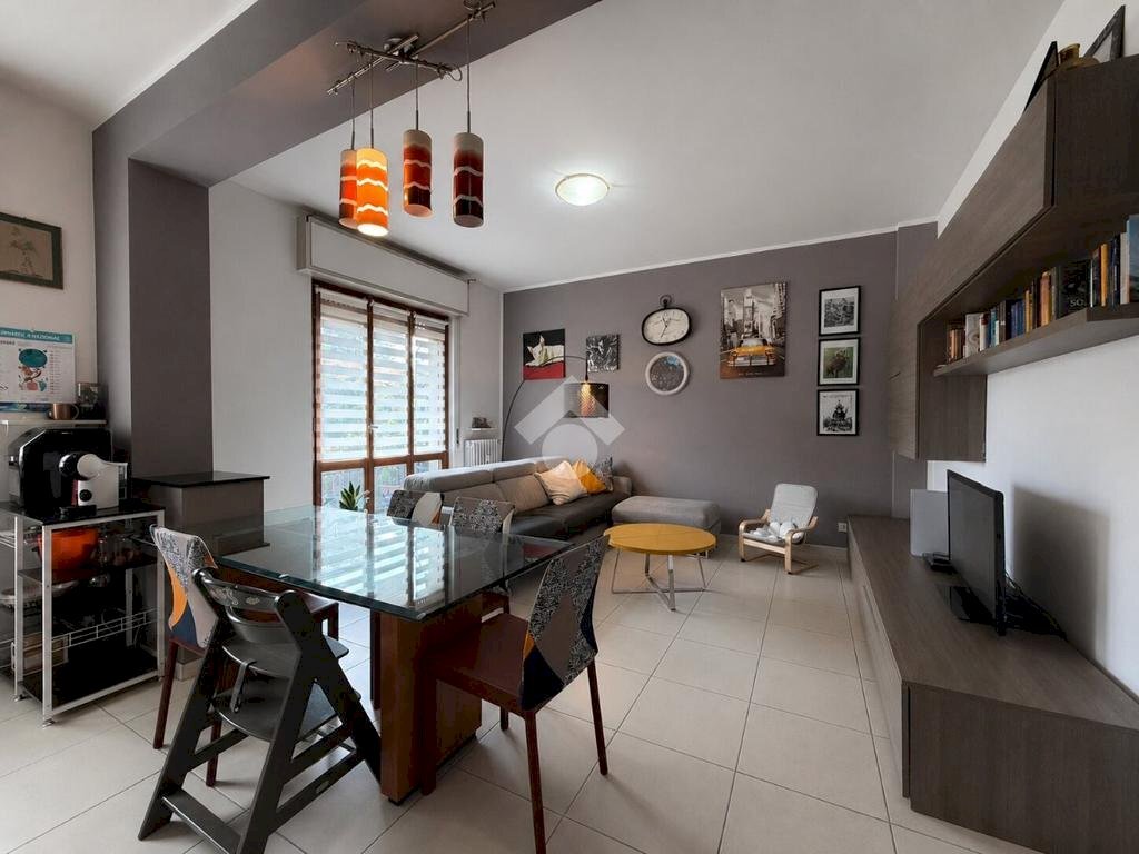 Three-room apartment Via XXV Aprile, Trezzo sull'Adda - photo 2