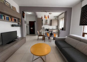 Three-room apartment Via XXV Aprile, Trezzo sull'Adda - photo 3
