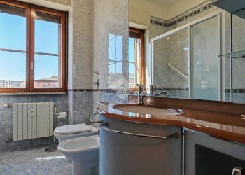 Three-room apartment Via Martiri di Belfiore, Opera - photo 16
