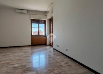 Three-room apartment Via Martiri di Belfiore, Opera - photo 33