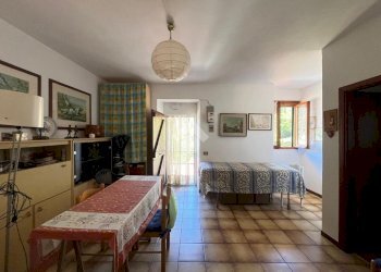 Two-room apartment Via Vecchia Provinciale, Carasco - photo 9