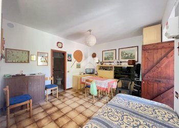 Two-room apartment Via Vecchia Provinciale, Carasco - photo 16