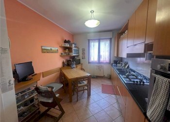 Four-room apartment via cesare cantu' 4, Erba - photo 5