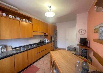 Four-room apartment via cesare cantu' 4, Erba - photo 6