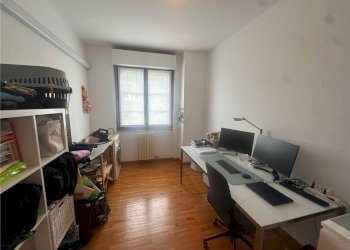 Four-room apartment via cesare cantu' 4, Erba - photo 11