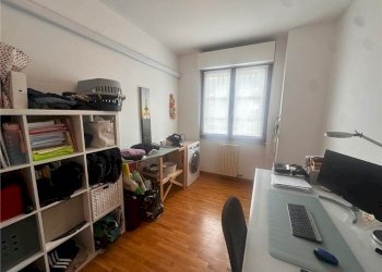 Four-room apartment via cesare cantu' 4, Erba - photo 12